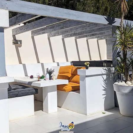 Welcoming 3 Bedroom With Private Pool Lb10 *