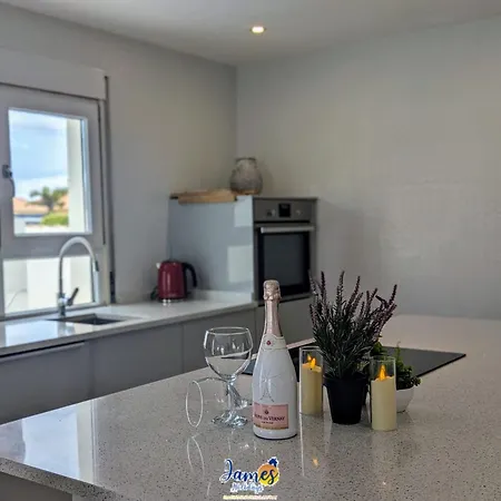 Vila Welcoming 3 Bedroom With Private Pool Lb10 Torrevieja